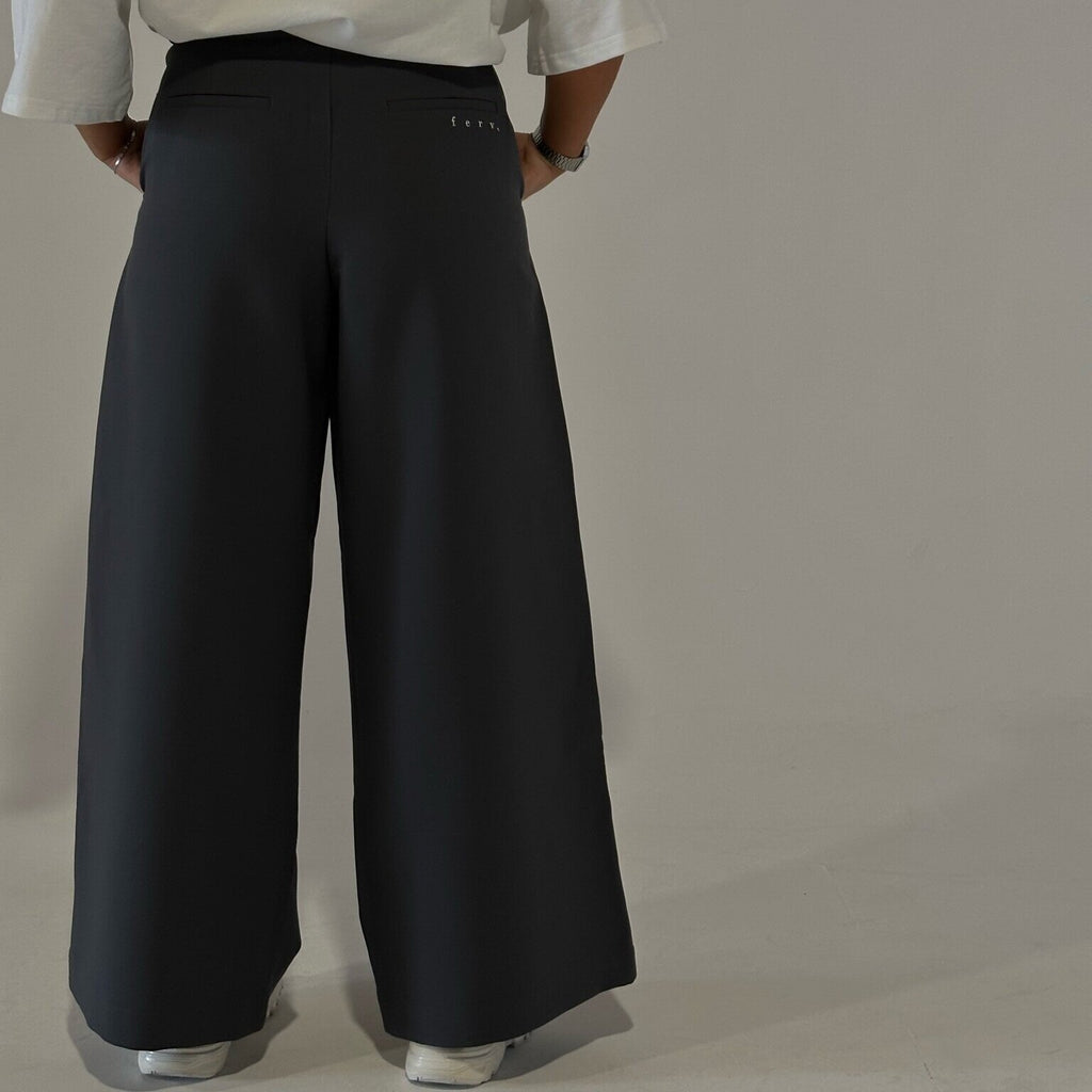 14. WIDE LEG PANT - GREY