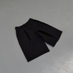 16. PLEAT SHORT
